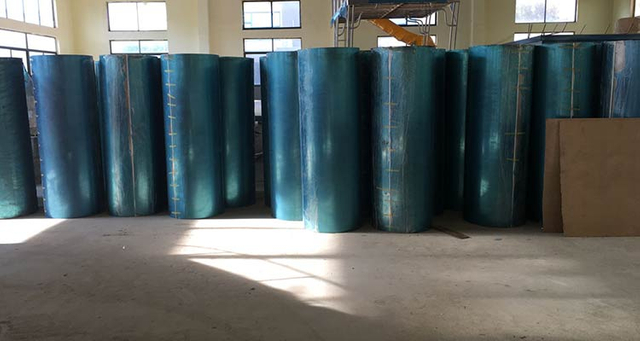 1-tubes-de-ponton-pour-bateau-ponton