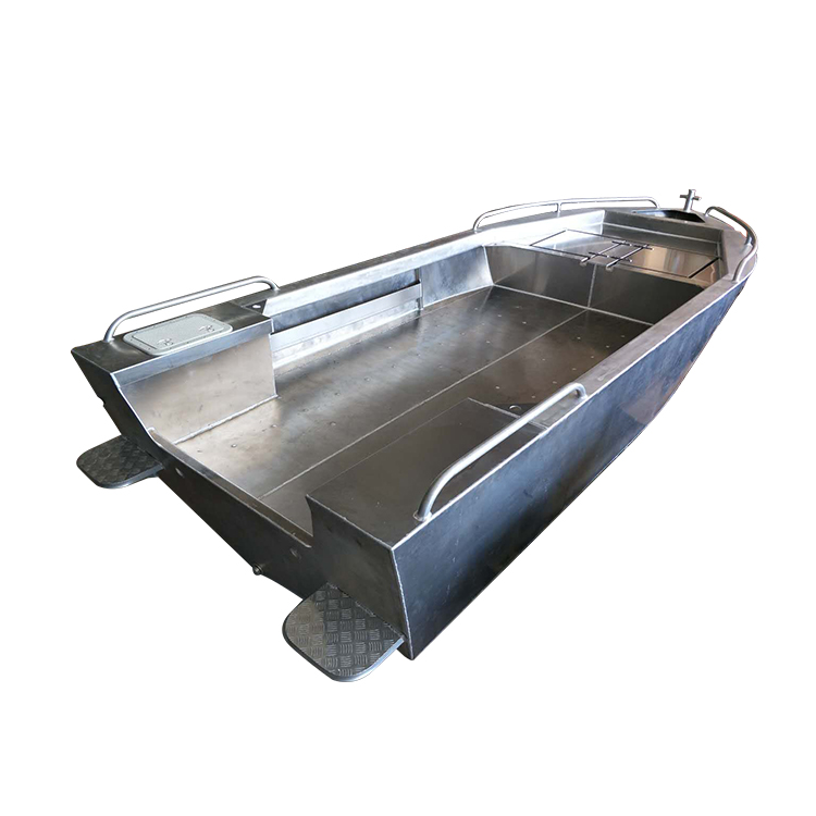 Bateau en aluminium léger et résistant pour l'eau salée