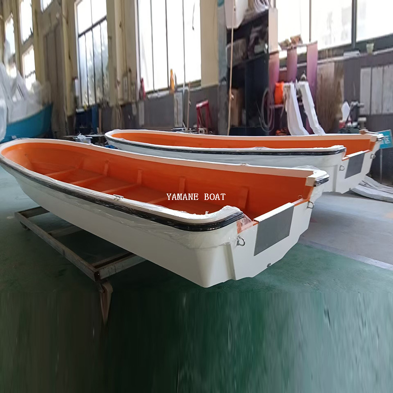 Bateau Panga en fibre de verre de 7 m