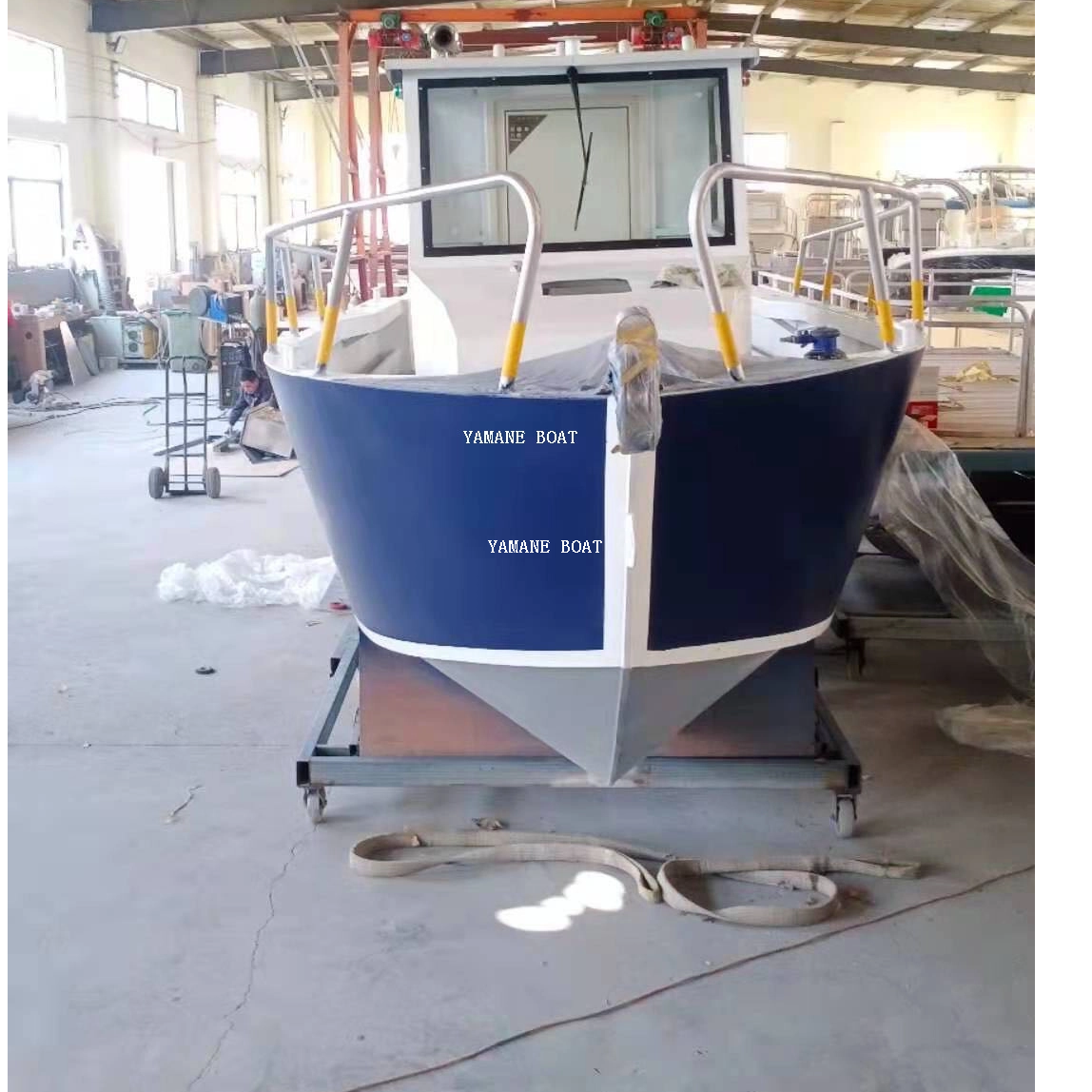 Bateau de loisirs de pêche à cabine complète en aluminium de 7 m 23 pieds