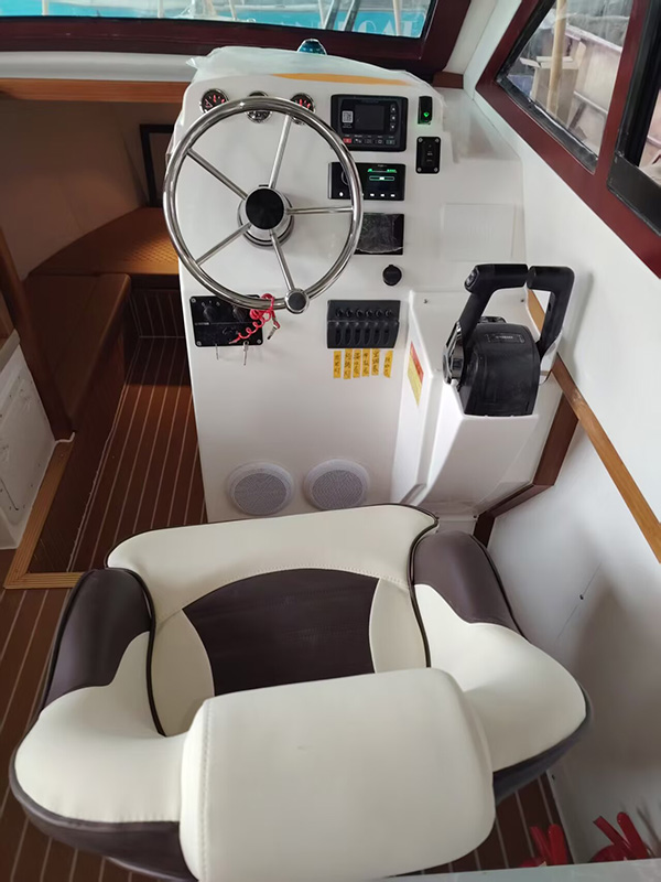 SG950F Bateau &agrave; cabine compl&egrave;te en fibre de verre de 9,5 m, yacht yamane ryu (9).JPG