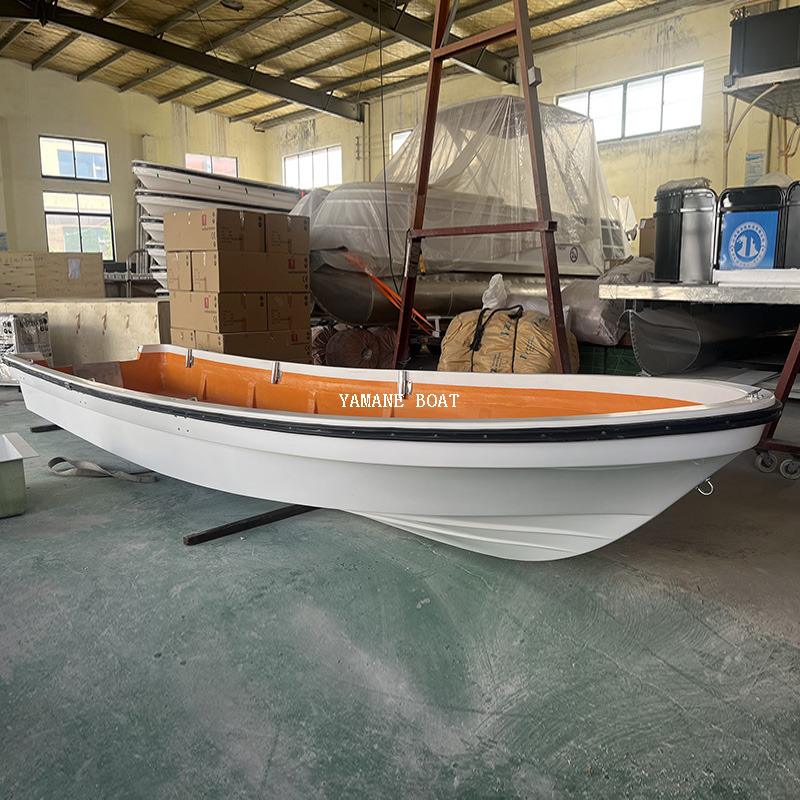 Bateau Panga en fibre de verre de 7 m