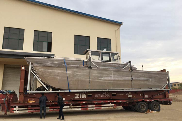 11-15m-bateau-debarquement-en-aluminium-craft-yamane-yacht-fabricant-(9)