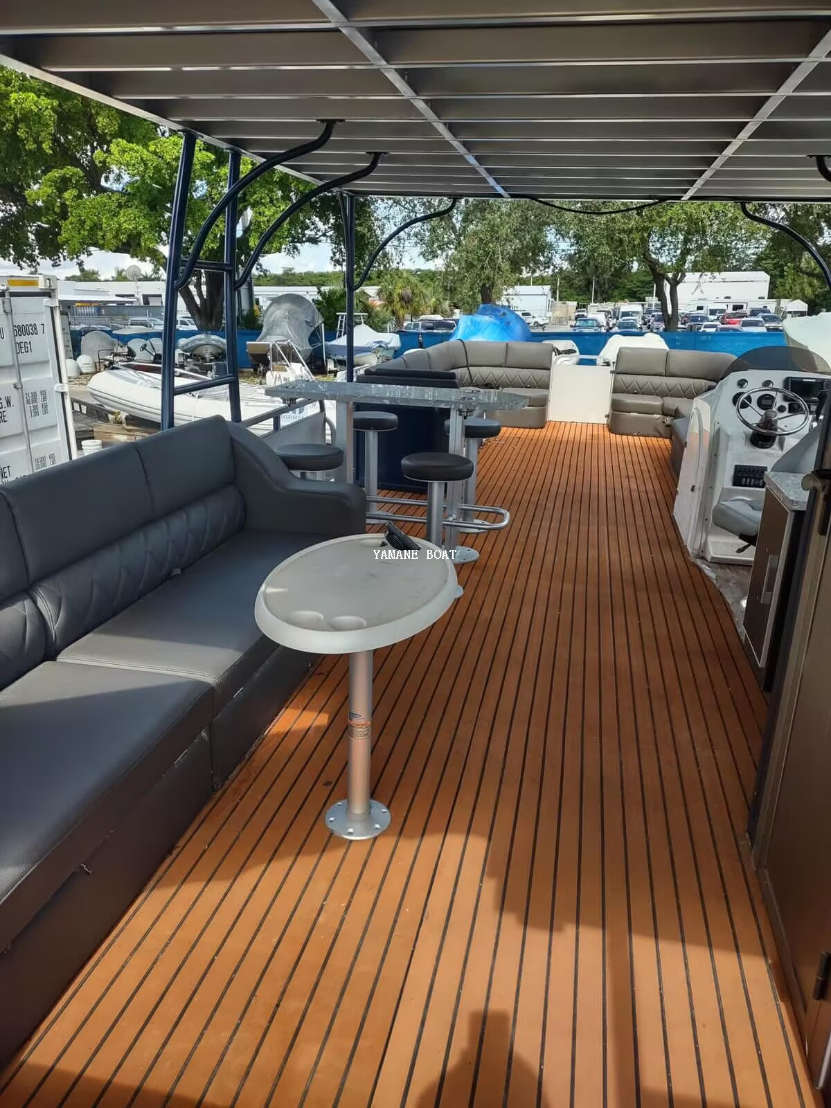 Bateau ponton en aluminium à double pont de 37 pieds avec sièges de canapé 