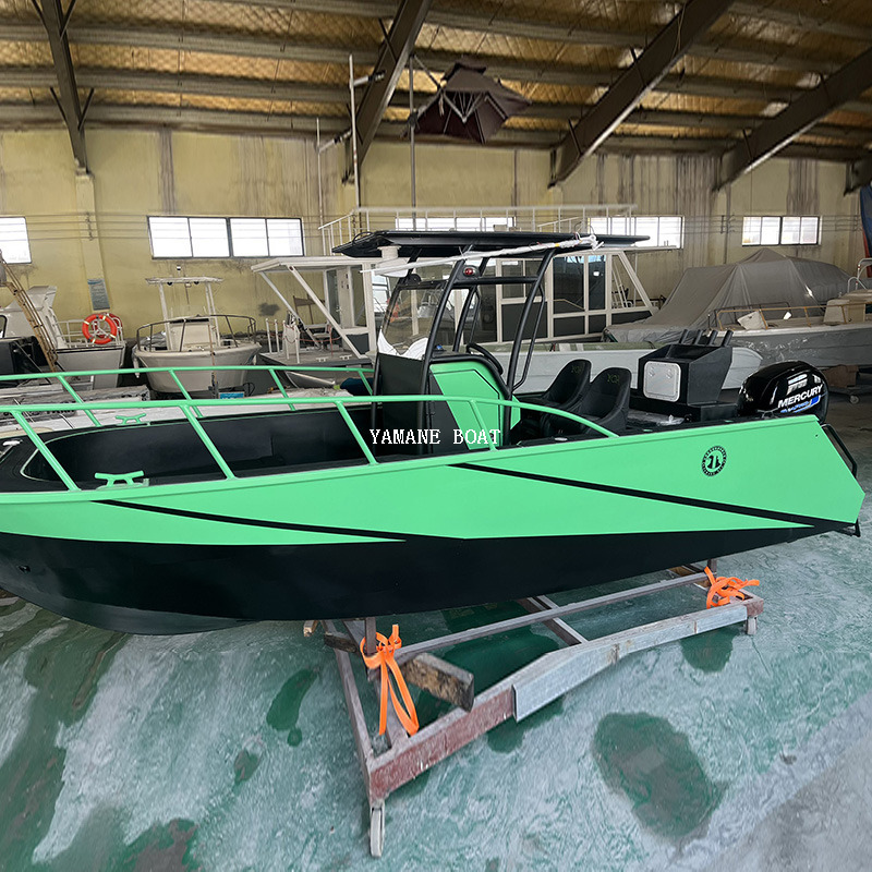 Bateau en aluminium de 7,2 m