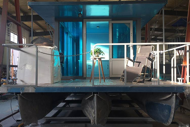 maison-en-aluminium-ponton-bateau-pour-voyage-location-vivre-sur-l'eau