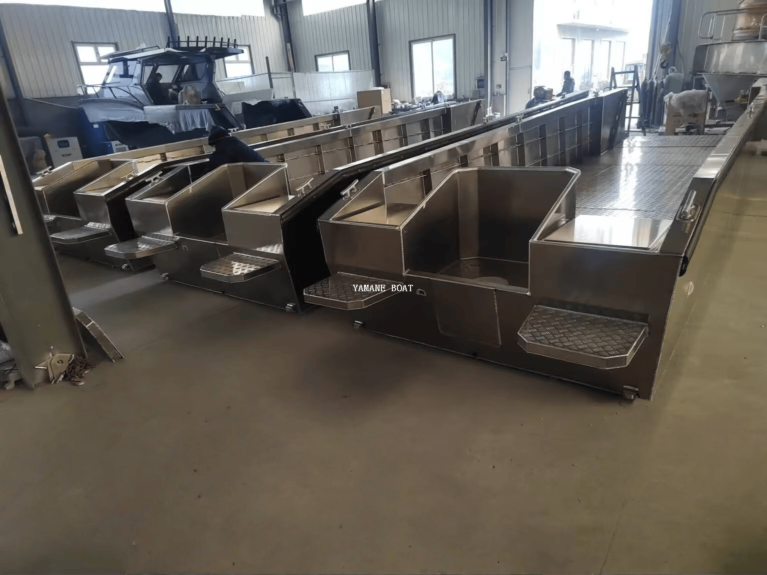 Petite péniche de débarquement en aluminium de 7 m pour atteindre la plage en eaux peu profondes 
